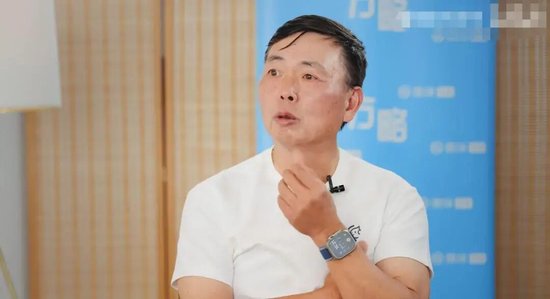 段永平	，再度增持泡泡玛特！持股突破1亿股，此前不断增持，已成为仅次于创始人王宁的第二大股东